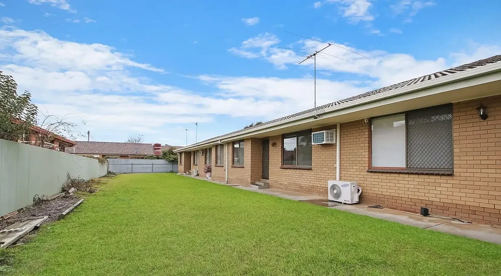 Neat & Comfortable Two-Bedroom Unit in Convenient Lavington Location