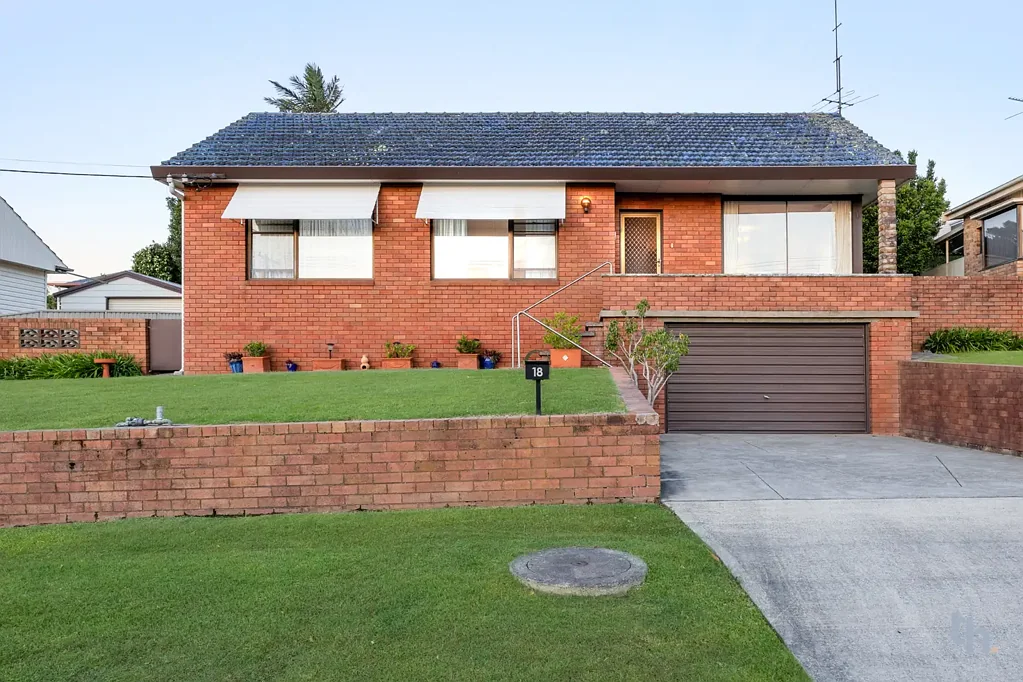 18 Barraba Street, Whitebridge, NSW 2290