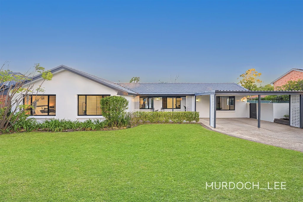 Castle Hill 6 Slaapkamer Rare Six-Bedroom Single-Level Living | Walk to Showground Metro