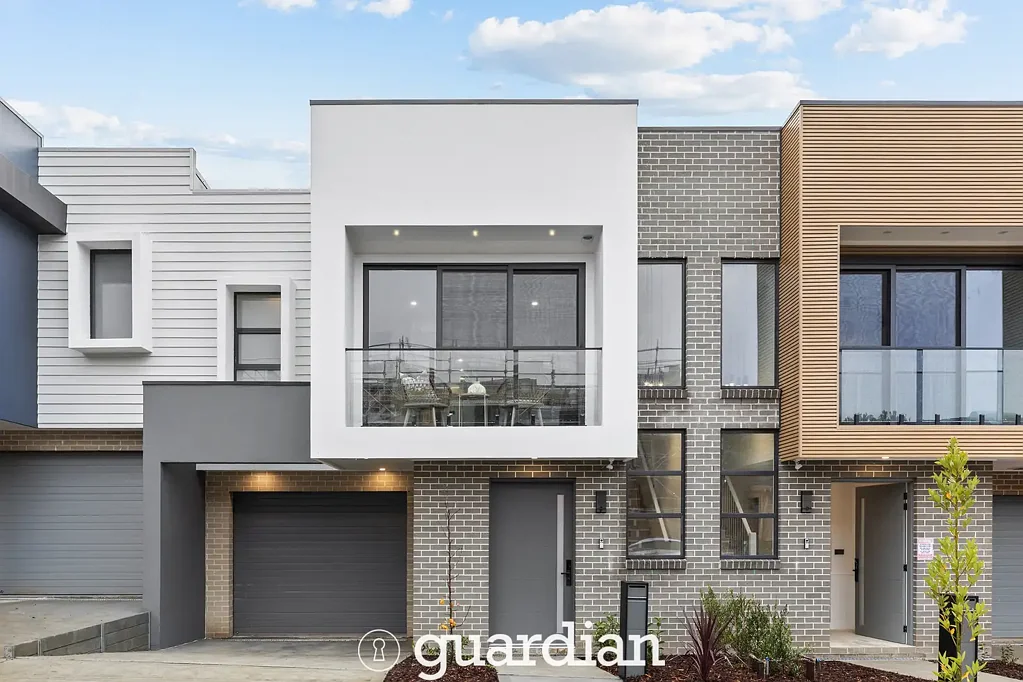 Castle Hill 5Kwarto Brand-New Torrens Title Luxury in the Heart of Castle Hill