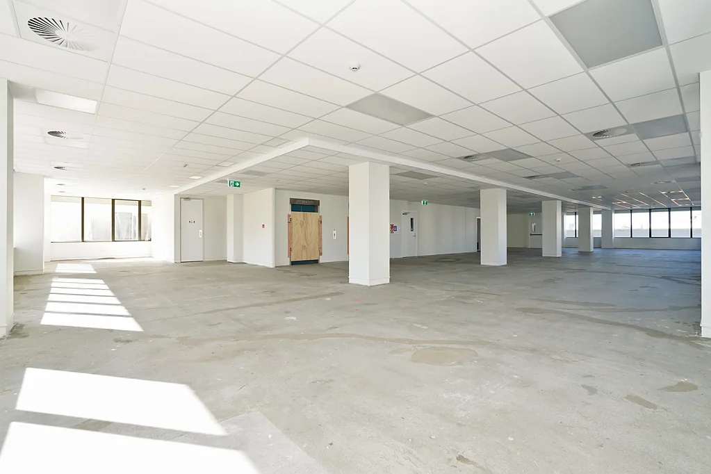 Hamilton Central Office - Your finishing touches await