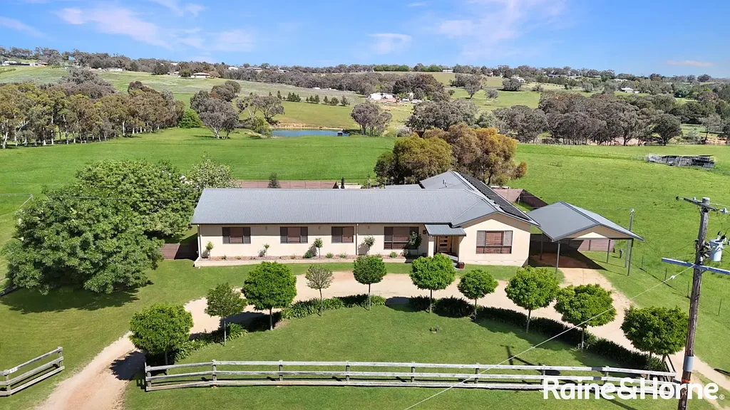 Young 5ਬੈੱਡਰੂਮ SPACE, STYLE AND LOCATION