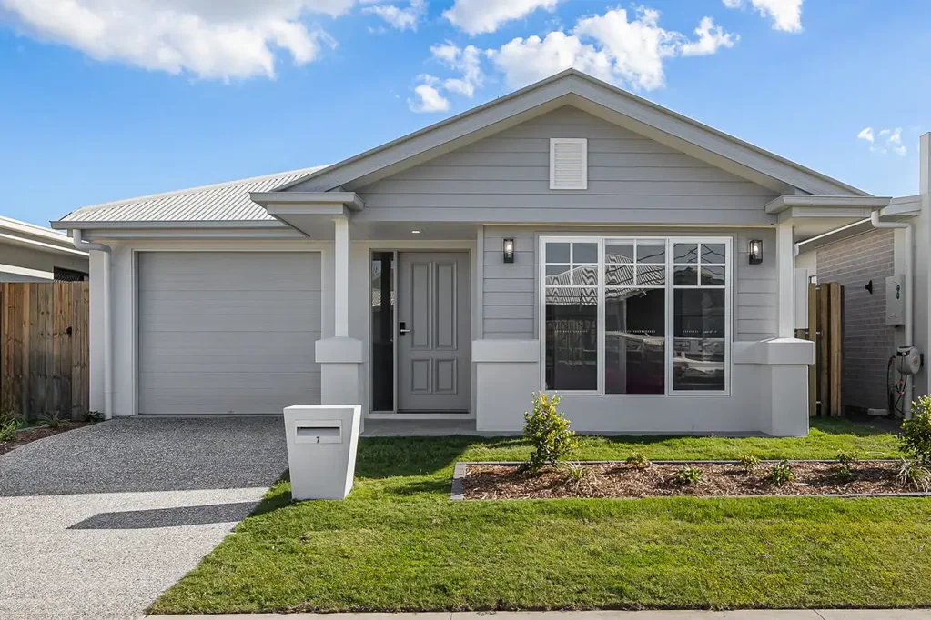 New  Family Home In Banya