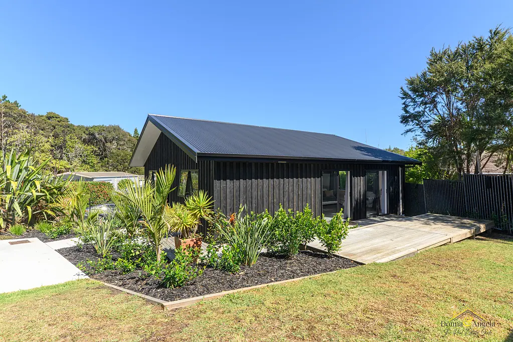 11C Konini Road, Titirangi, Waitakere City, Auckland
