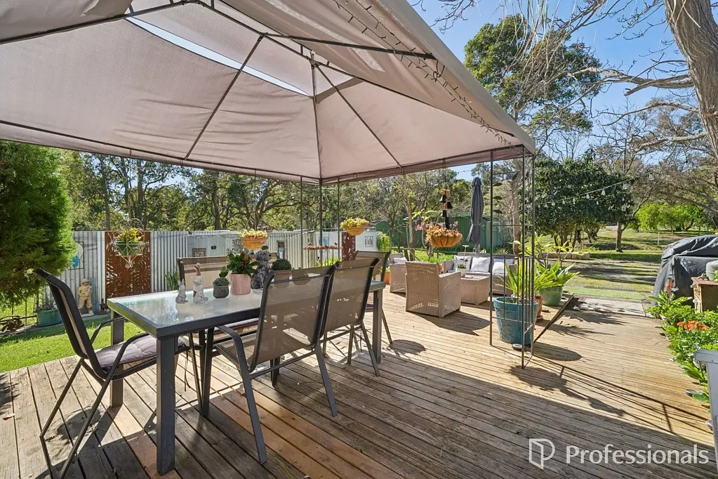 Byford 4房  Charming One-Acre Retreat in the Byford Hills
