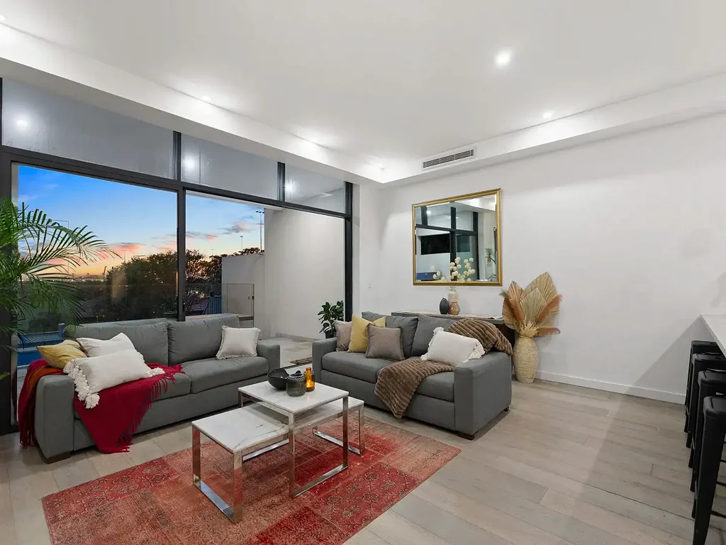 Stylish Home Designed For Entertaining With Views