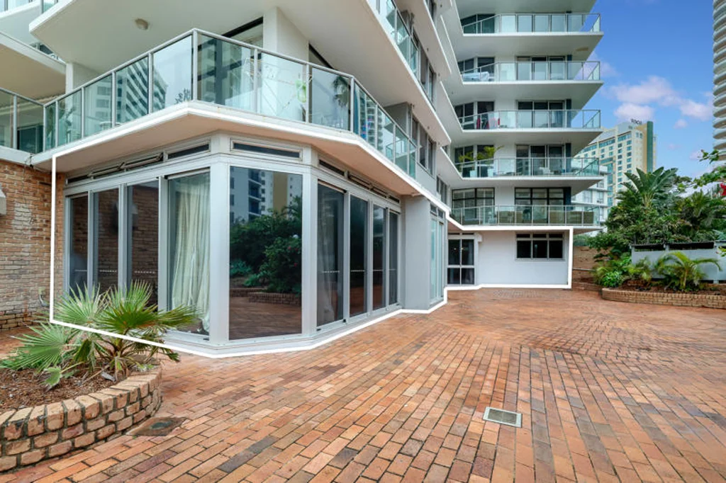 2/5 Clifford Street, Surfers Paradise, QLD 4217