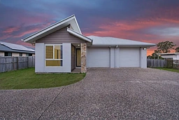 79 Braxlaw Crescent, Dakabin