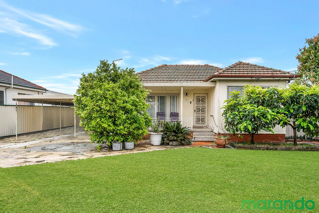 16 Crosby Crescent, Fairfield, NSW 2165