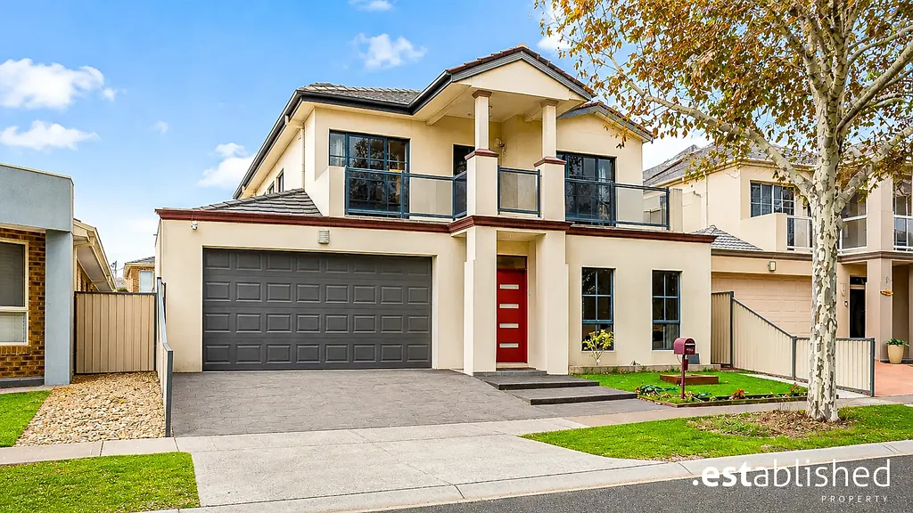Set in the heart of Point Cook, this double story family home offers all the comforts.
