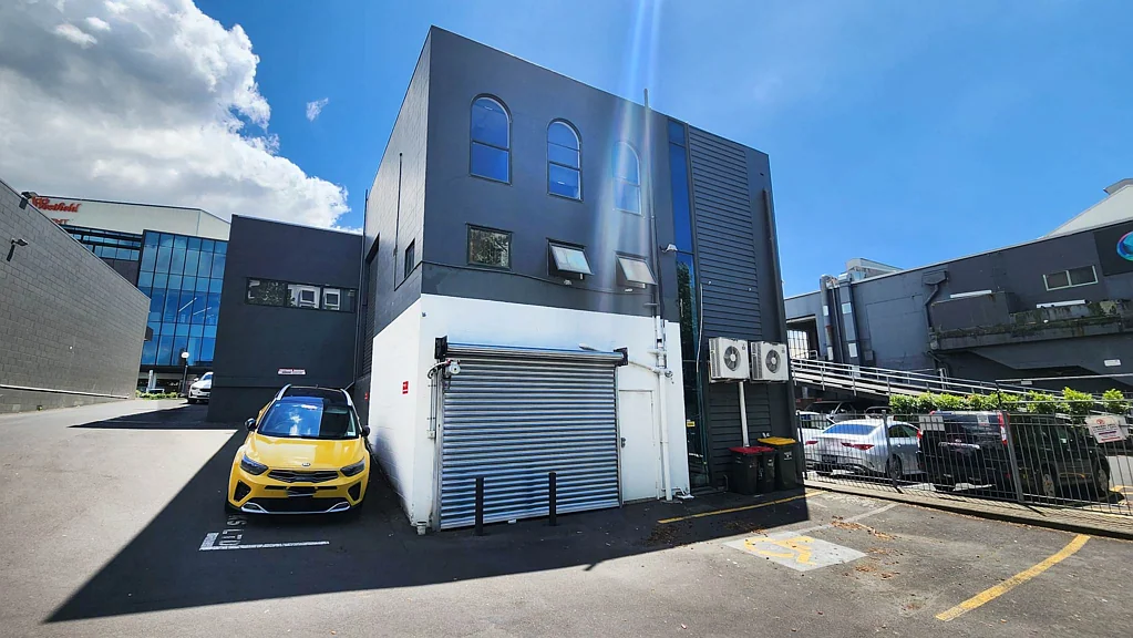 Newmarket NUFFIELD STREET RETAIL / SHOWROOM OPPORTUNITY