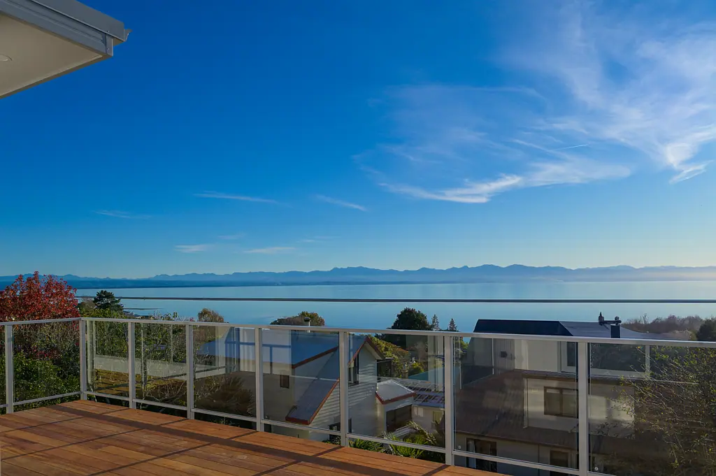 Marybank 3 Bedroom Architect-designed new build with stunning views