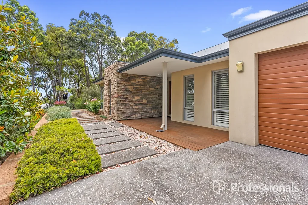 3 Schmitt Road, Kalamunda, WA 6076