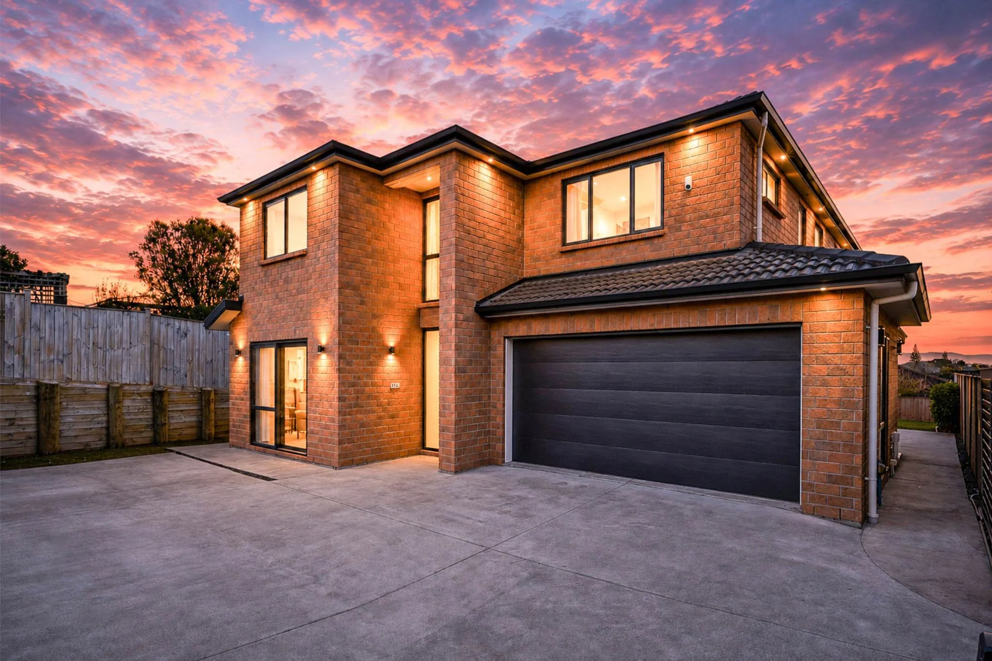 Blockhouse Bay 6 Bedroom Grand Scale, Premium Full Brick Family Residence