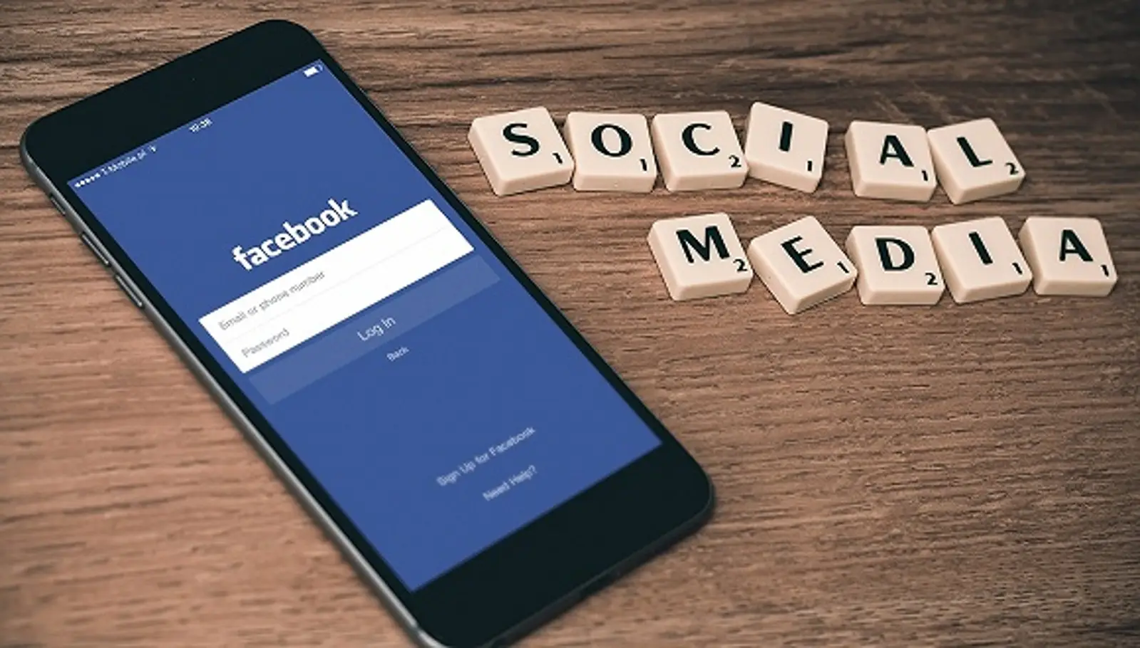Facebook推出独立游戏直播应用，将与YouTube展开竞争