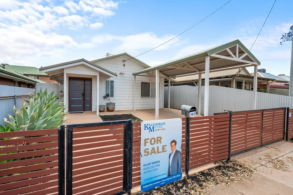 Kalgoorlie 3ਬੈੱਡਰੂਮ Modern and Low-Maintenance Living in a Central Kalgoorlie Location!