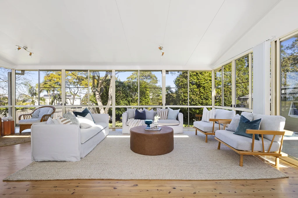 Allambie Heights 4 Bedroom Sunlit family home with level garden and studio