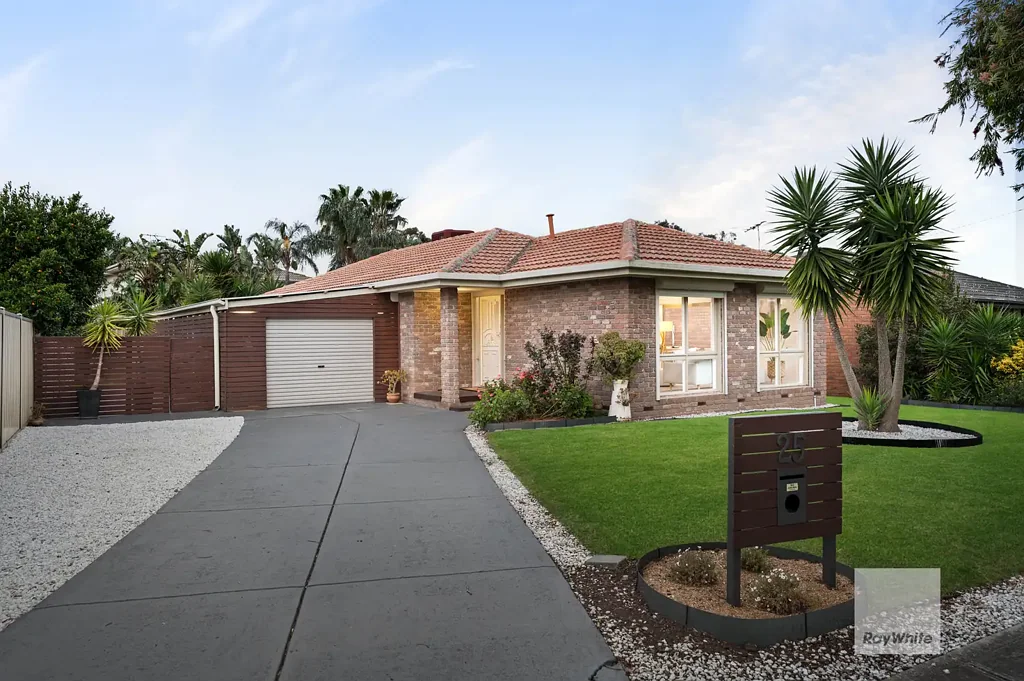 Gladstone Park 3બેડરૂમ Bright & Spacious Gladstone Park Home Ready to Enjoy!