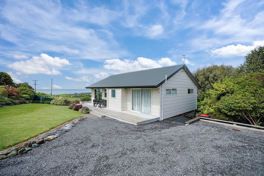 9 Evelyn Street, Riverton, Southland