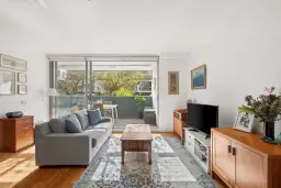 19/115 Wigram Road, Forest Lodge