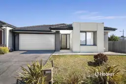 113 Hummingbird Boulevard, Tarneit