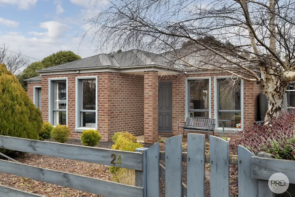 Scarsdale 2房  The Ultimate Aussie Dream - Modern Comfort & Country Lifestyle On Over 1,000m²
