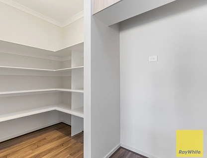 10 Tait Street, Thornhill Park, North West Melbourne, 4 कमरे, 2 बाथरूम, House