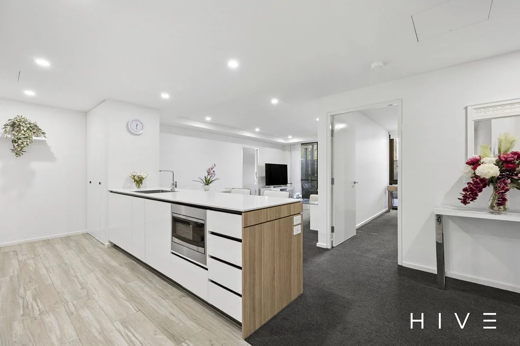 Macquarie 3ਬੈੱਡਰੂਮ Oversized Proportions, Unmatched Convenience – Opposite Jamison Plaza!