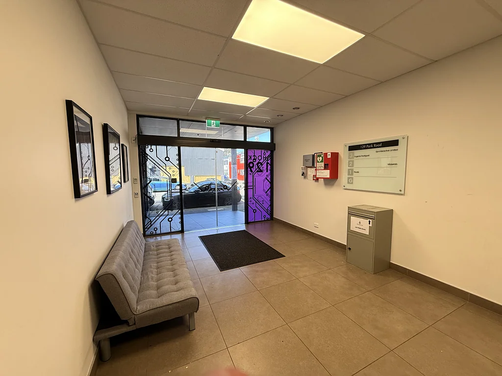Miramar Great Office  in the Heart of Weta District
