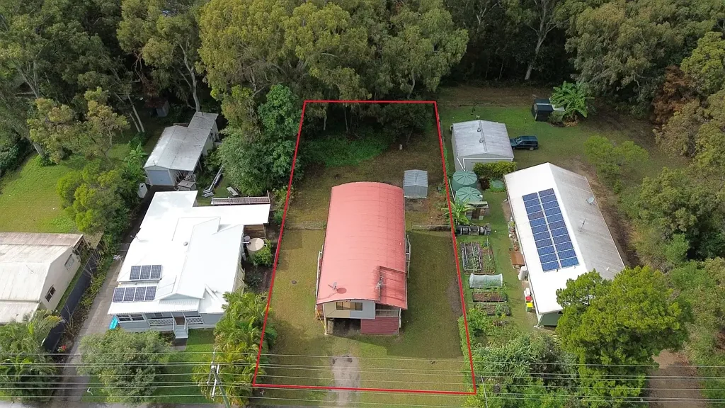Macleay Island 3房 高地势住宅 东北部岛屿 500米海滩 顶露台观景 宽敞卧室 无缝生活区 Coastal Living Just 500m from Dalpura Beach!