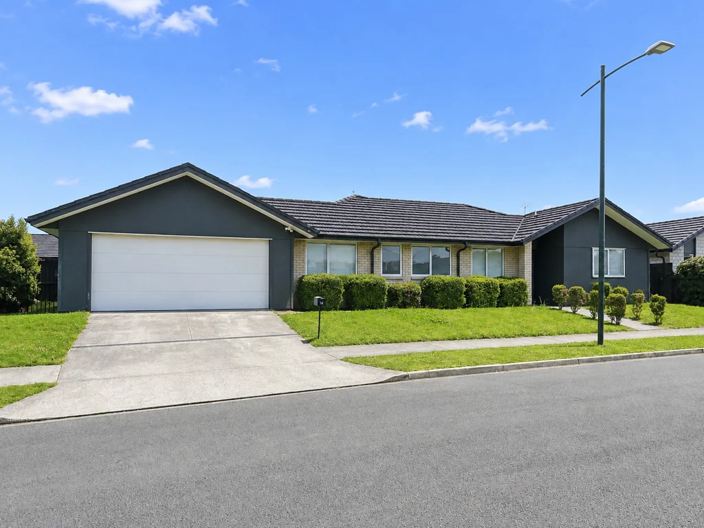 Flagstaff 4બેડરૂમ MORTGAGEE AUCTION - Put Up Your Own Flag at This Wonderful Property