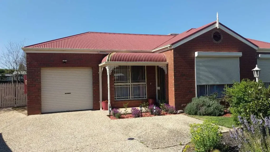 Picture Perfect Two Bedroom Unit