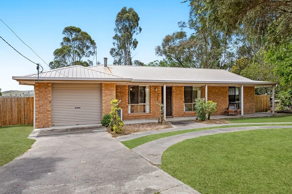Killarney 3部屋 Comfortable Brick Home with Character
