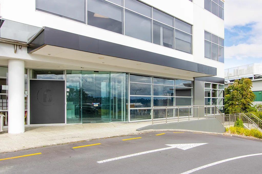 Albany Versatile Albany Retail - Available Now