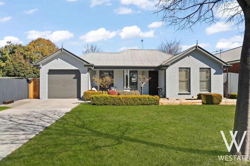 2 Piper Street, Bathurst, NSW 2795