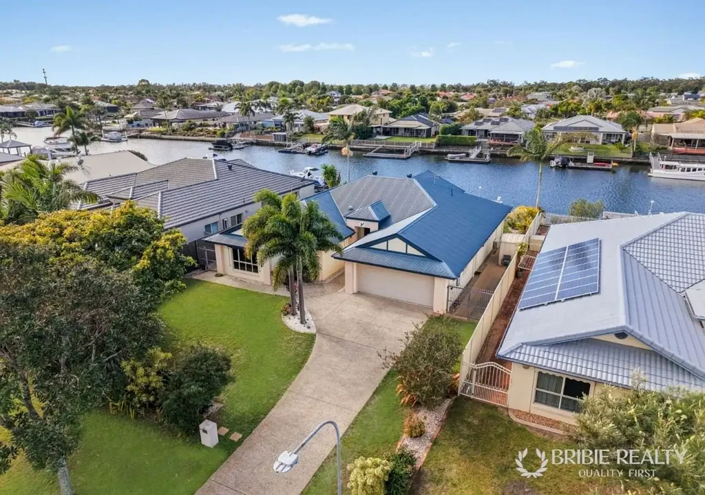 11 Dugong Crescent, Banksia Beach, QLD 4507