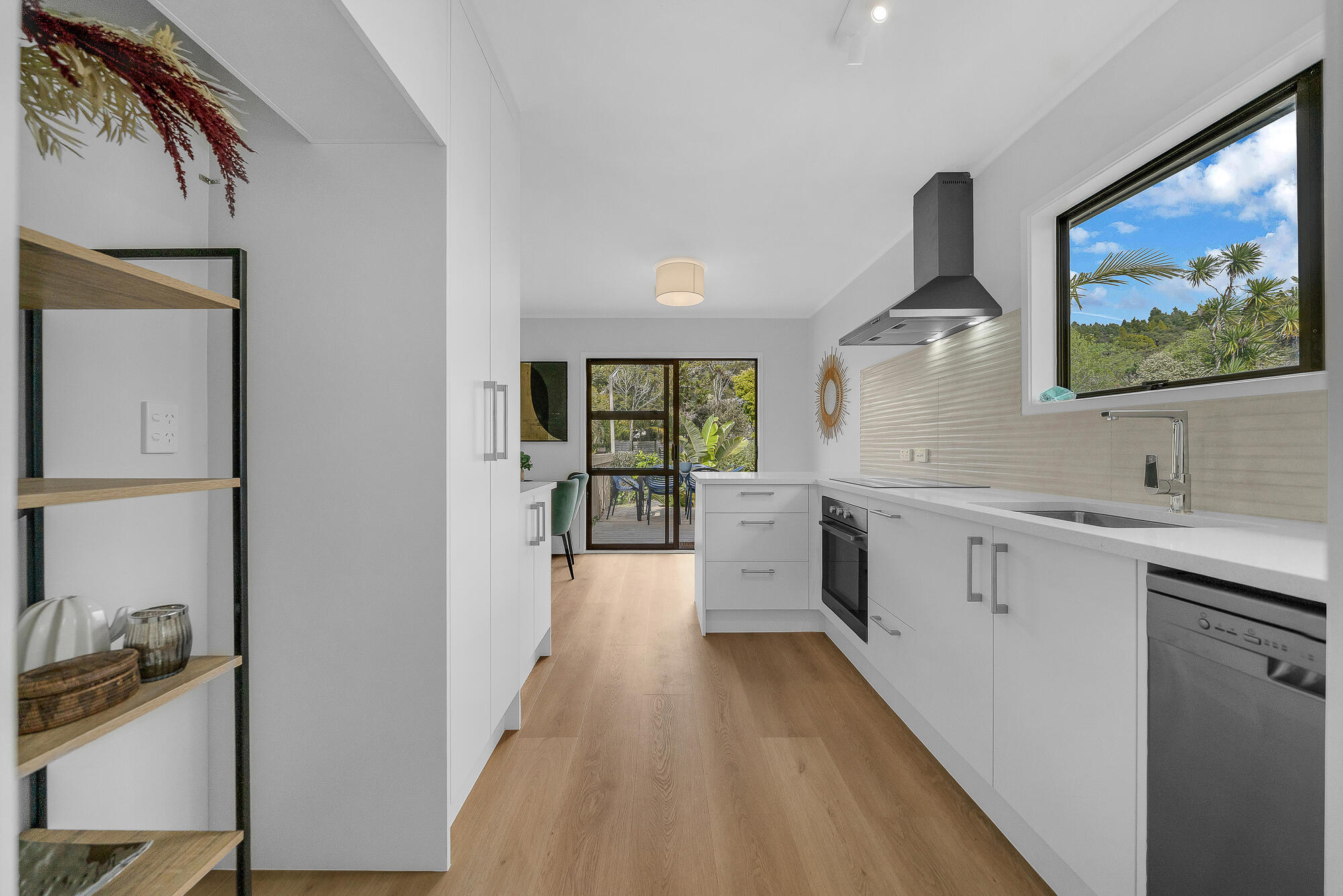 12 Sonnenberg Way, Titirangi, photo 14
