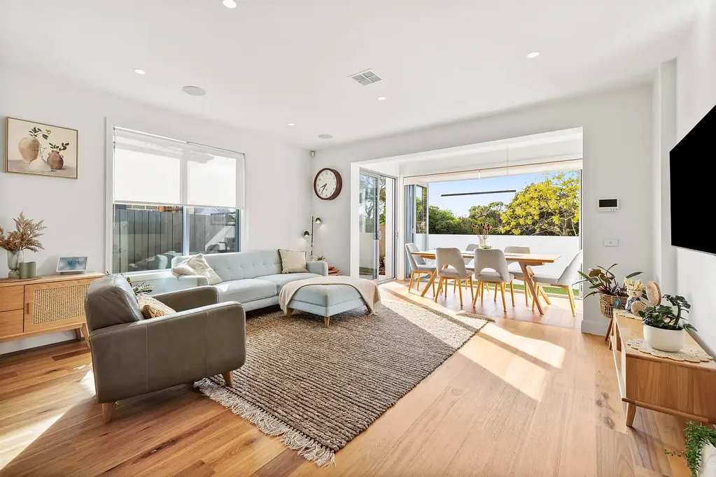 Mornington 4غرفة نوم CLOSE TO THE BEACH - QUALITY BUILD