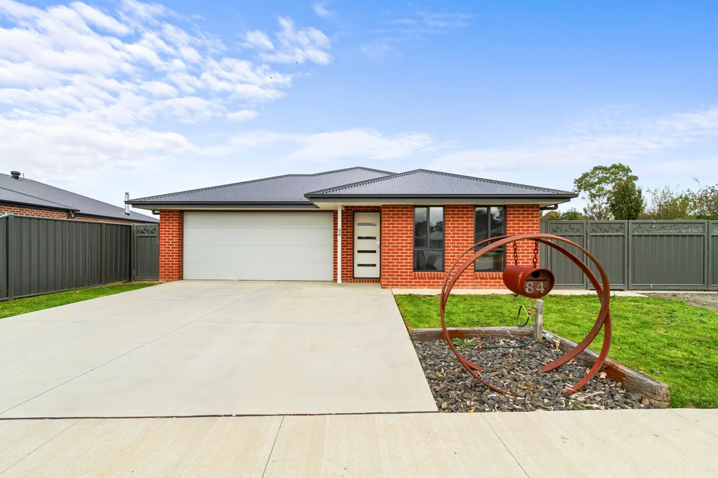 84 Blackburn Street, Stratford, VIC 3862