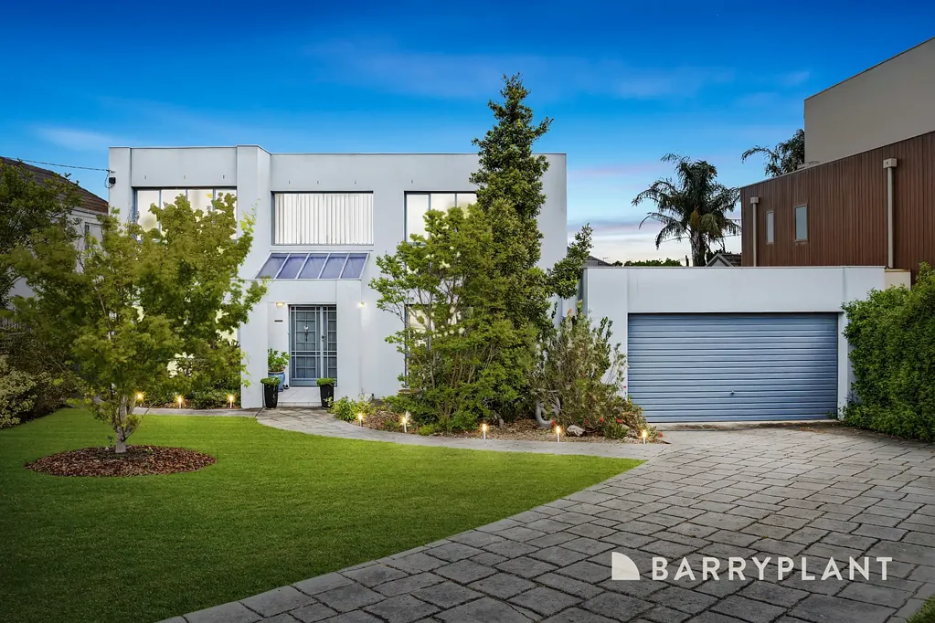 Wantirna South 5ਬੈੱਡਰੂਮ Light illuminated and lavished with space.