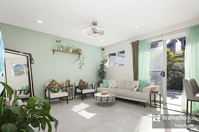 6/213 Targo Road, Girraween, NSW 2145, 3房, 2浴, Townhouse