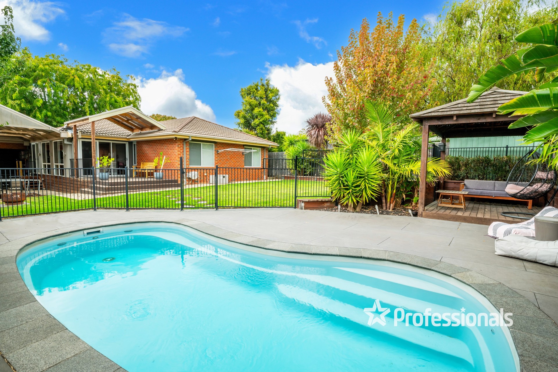 49 SYMES RD, WOORI YALLOCK VIC 3139, 0房, 0浴, House