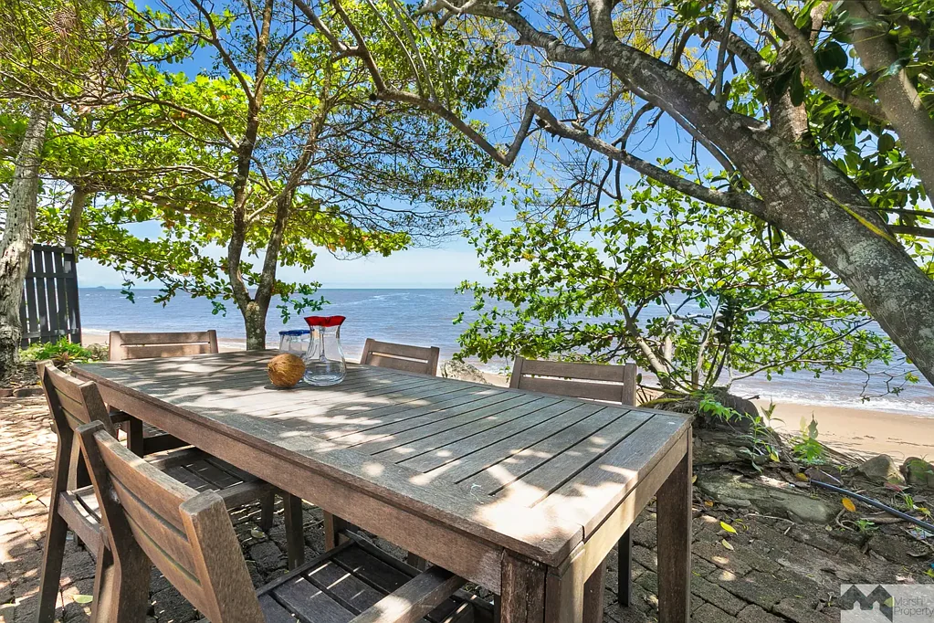 Machans Beach 3Kwarto ABSOLUTE CORAL SEA BEACHFRONT