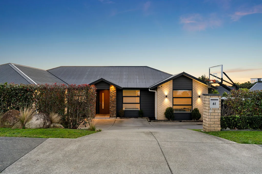 Pukekohe 4ห้องนอน The Ultimate Family Entertainer
