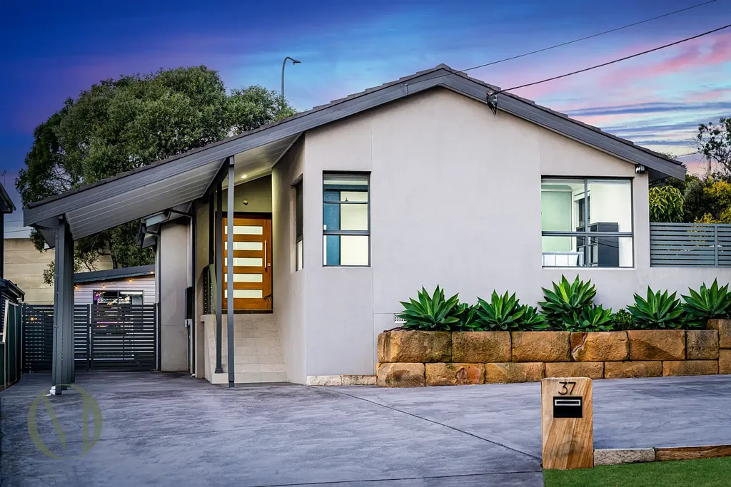 Ermington 4 Bedroom Live the Difference: Premium Brick Home with Entertainer's Appeal