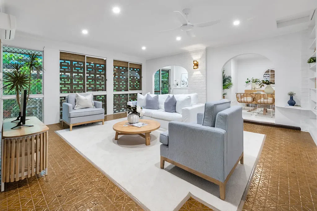 Runaway Bay 4房  Deceased Estate - Must Be Sold | Dual-Living Potential in Runaway Bay