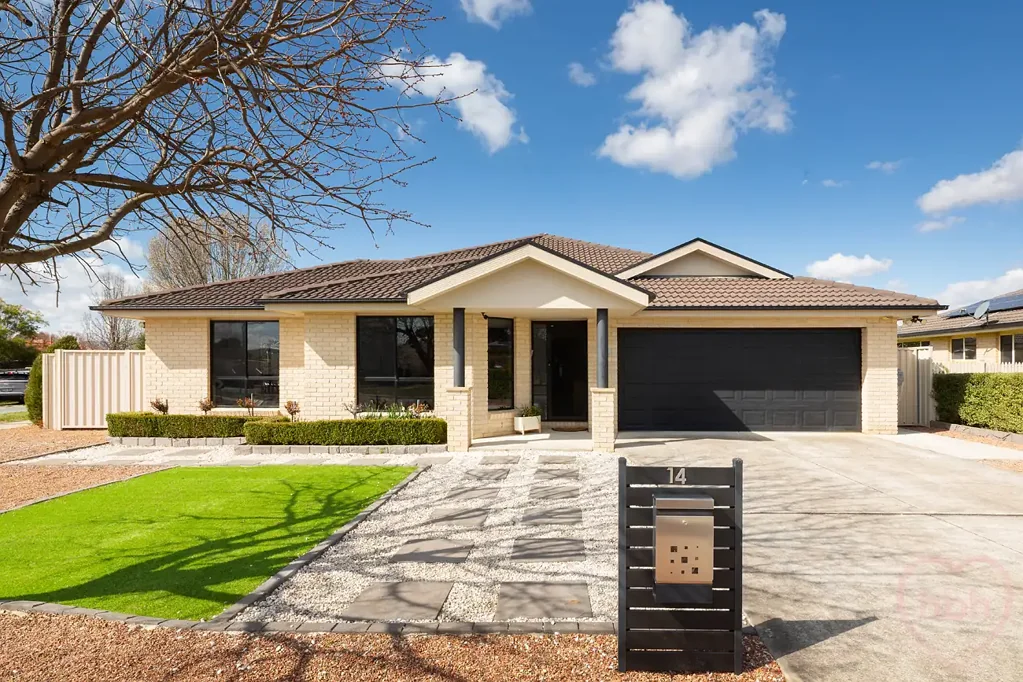 Dunlop 4房  Spacious forever family home with sun drenched yard