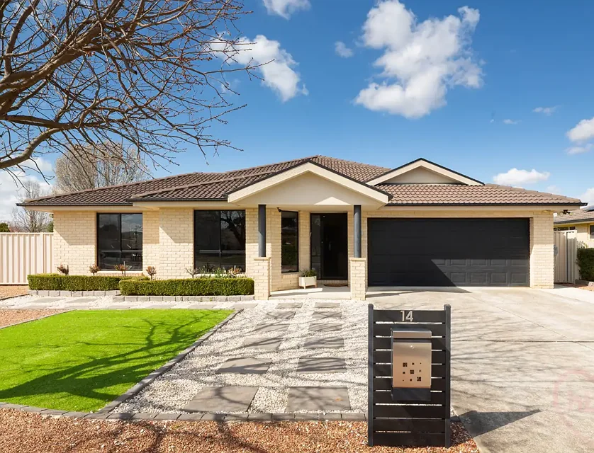 14 Shoobridge Circuit, Dunlop, ACT 2615, 4 ਕਮਰੇ, 2 ਬਾਥਰੂਮ, House
