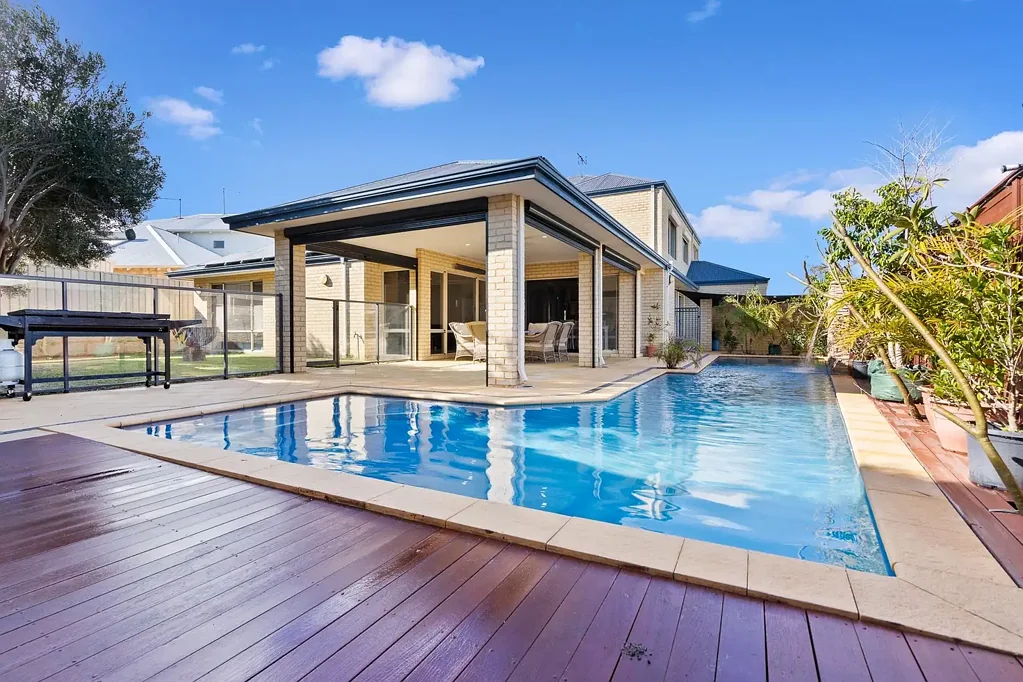 Yanchep 4ห้องนอน Contact to View this Coastal Dream Home