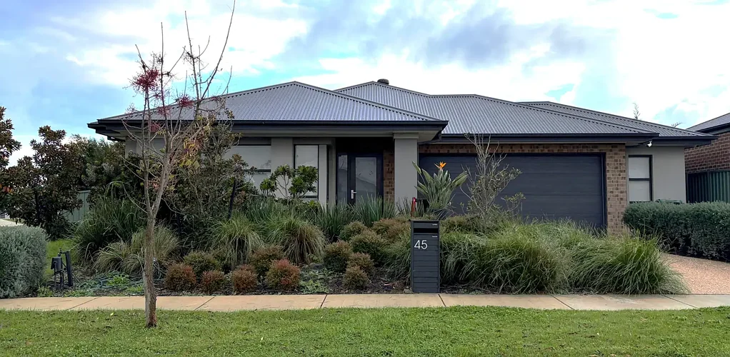 Gorgeous & Modern Home in Kialla!